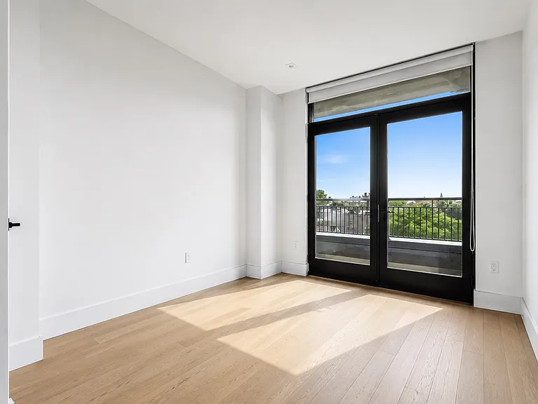 329 Gates Ave #308 — Photo 2