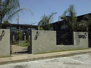 2002 Richmond Ave, Houston, TX 77098