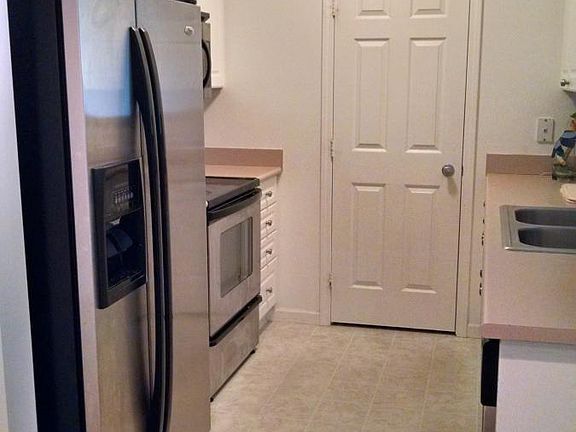 Kitchen with appliances