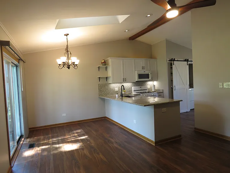 3451 Waterford Way — Photo 4