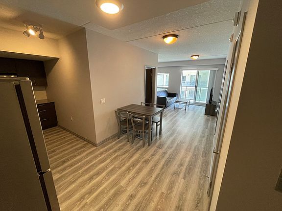 4th image of 275 Larch St #G206