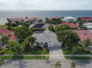 5906 Menorca Ln, Apollo Beach, FL 33572