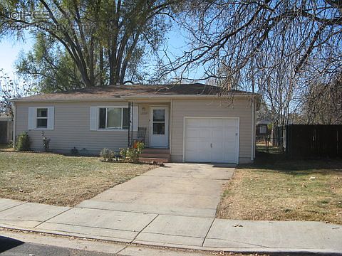 1st image of 1009 33rd Ave