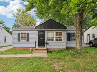2545 Greenvale Rd, Cleveland, OH 44121