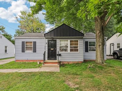 2545 Greenvale Rd, Cleveland, OH, 44121