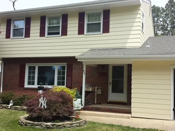 460 Station Rd, Roebling, NJ 08554