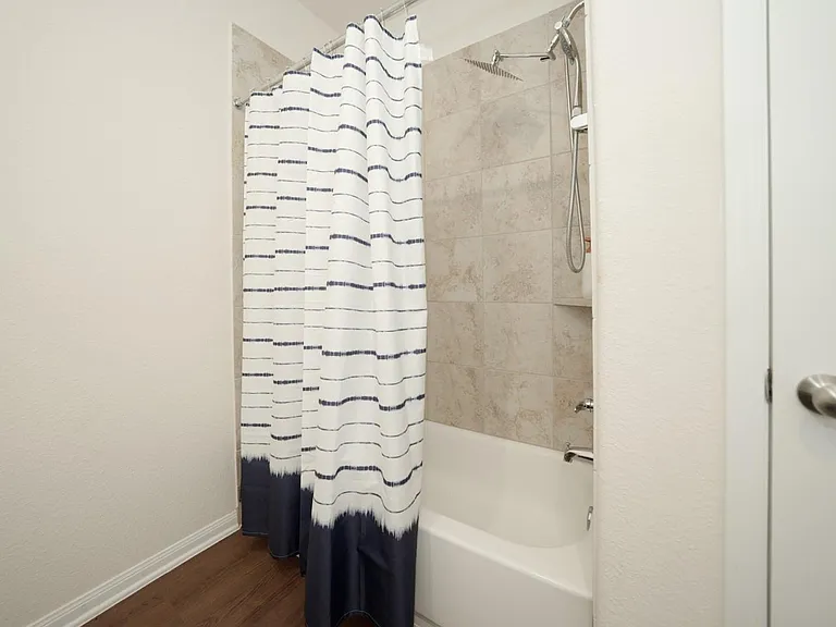 8007 Lehman Rd — Photo 32
