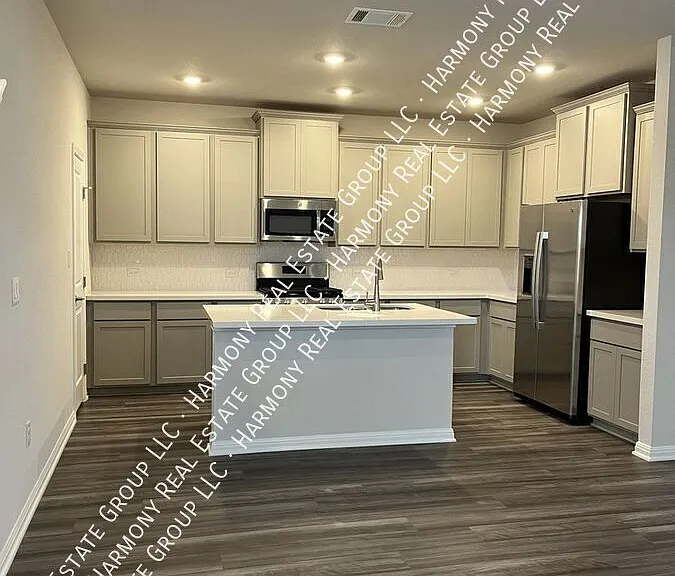 13817 Gilwell Dr — Photo 3