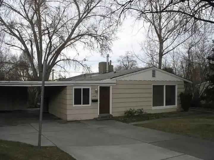 6890 S Village Rd — Photo 11