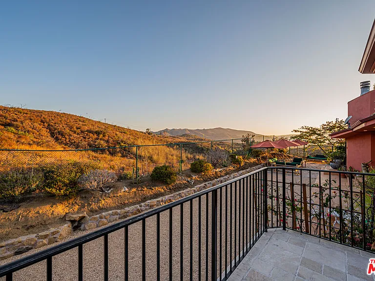 34136 Mulholland Hwy — Photo 25
