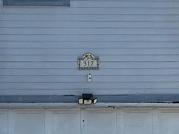 5th image of 317 W Raleigh Pl