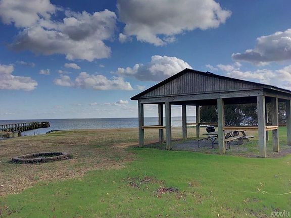 2nd image of 126 Pelican Ct