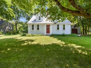 217 County Rd, Monument Beach, MA 02553