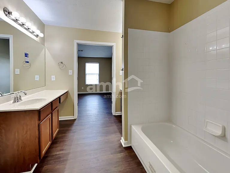 111 Covey Pl — Photo 12