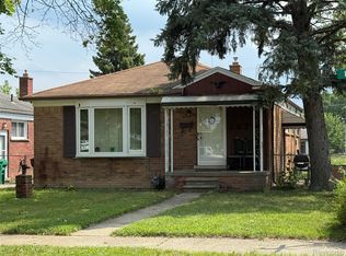 28783 Leona St, Garden City, MI 48135