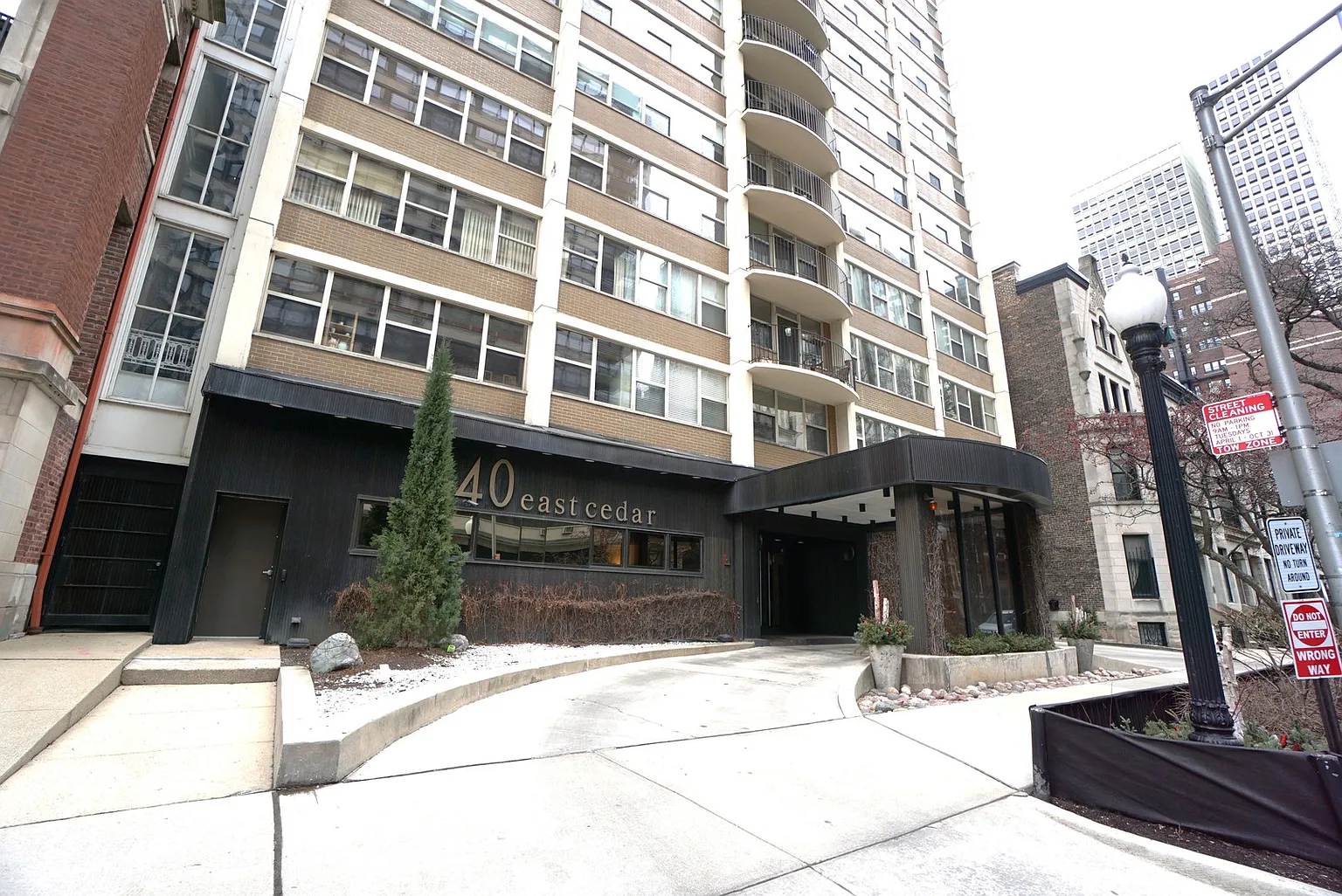 40 E Cedar St APT 12A photo 1
