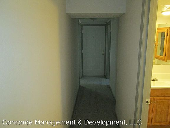 5th image of 4731 Meredeth St APT 4