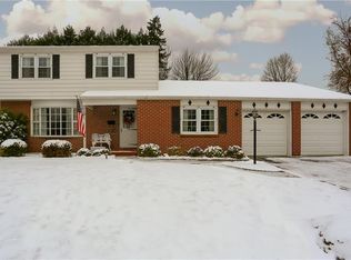 215 17th Avenue Ext, Beaver Falls, PA