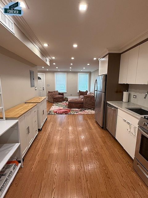 1st image of 149 Greene Ave Floor 1