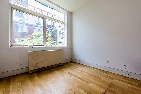 Rented by Nooklyn NYC LLC | media 153