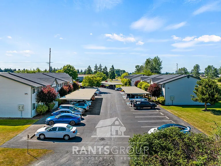 Yelm Creek Apartments — Photo 5