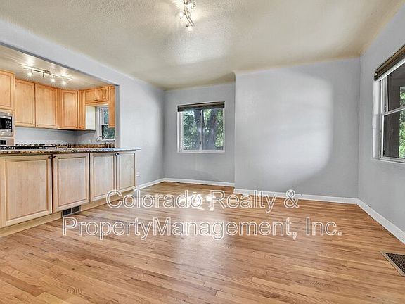 2nd image of 2900 N Saint Paul St