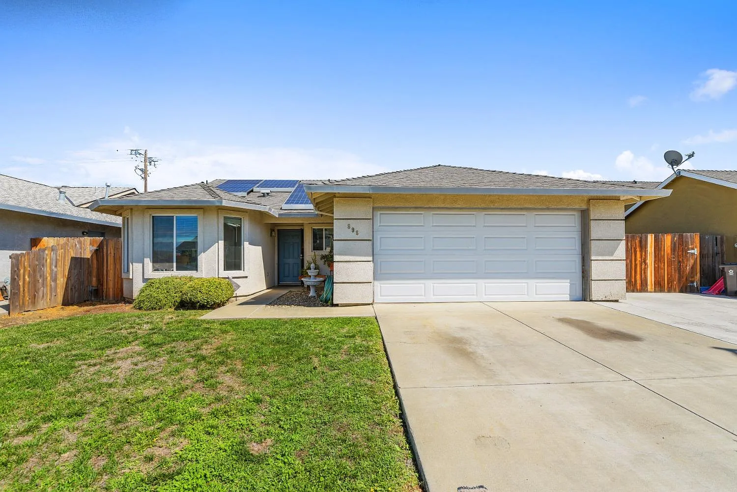 898 Libby Ct photo 1