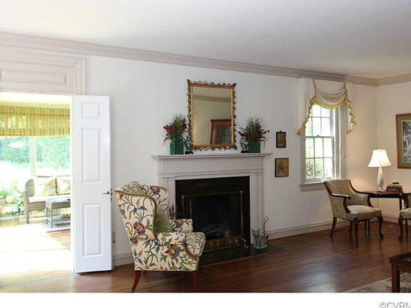 2nd image of 312 Saint Davids Ln