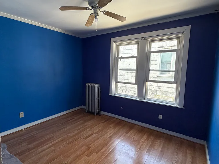 1121 Woodside Ave — Photo 6