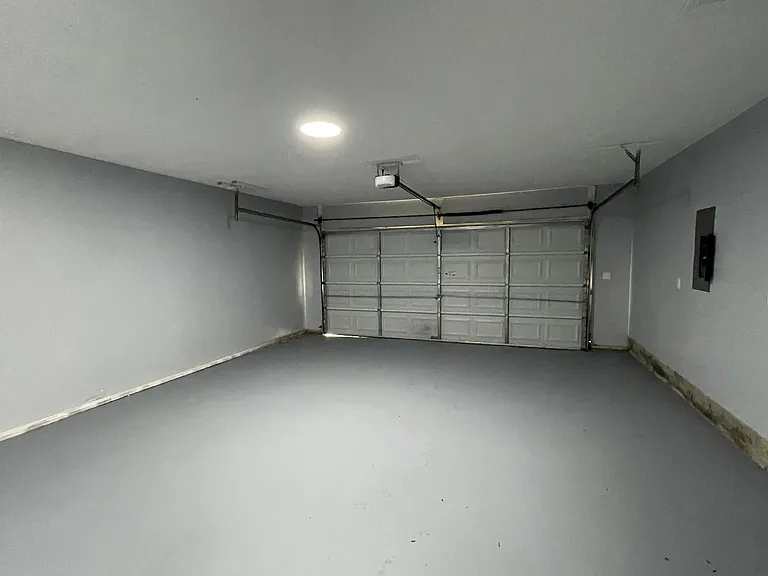 120 Springfield Ln — Photo 27