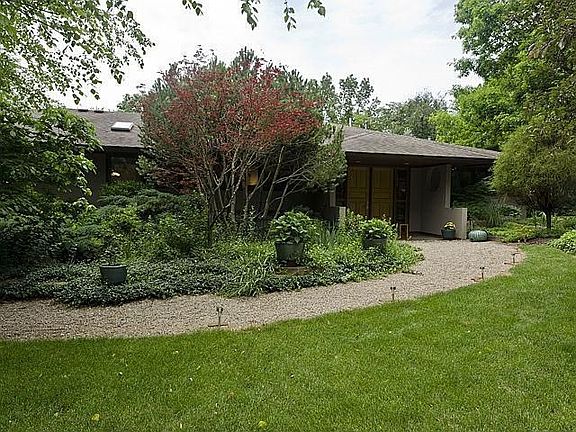 3rd image of 5188 Huron River Dr