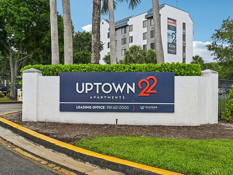 Uptown 22 — Photo 25