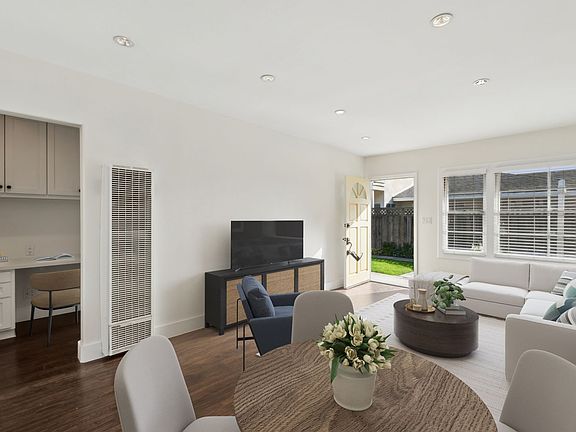 4th image of 2000 Clay St #2002