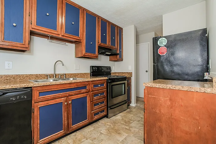 10288 Dewhill Ln — Photo 7