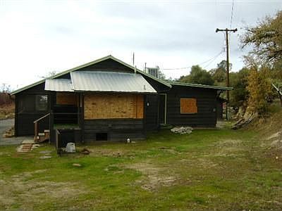 2nd image of 56061 Road 200