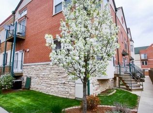 3721 Prairie Ave, Brookfield, IL 60513