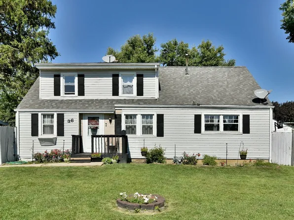 36 East Dr, Northlake, IL 60164