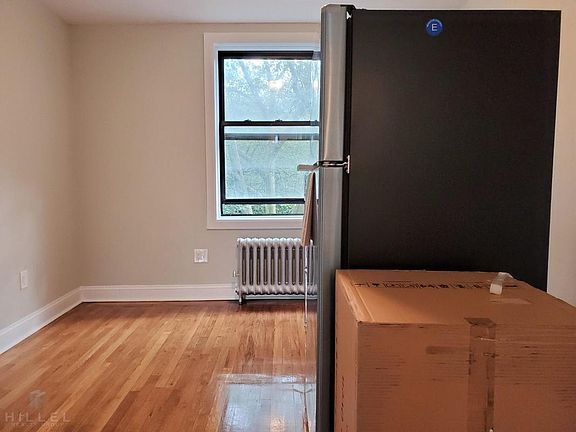 4th image of 4708 43rd Ave APT B36