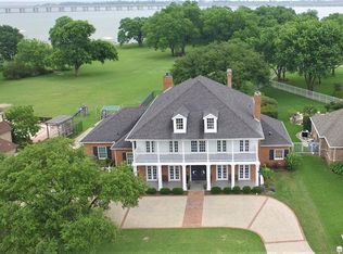 26 Victoria Dr, Rowlett, TX 75088