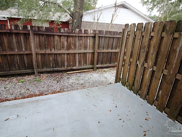 6250 Hamilton Bridge Rd #A — Photo 12