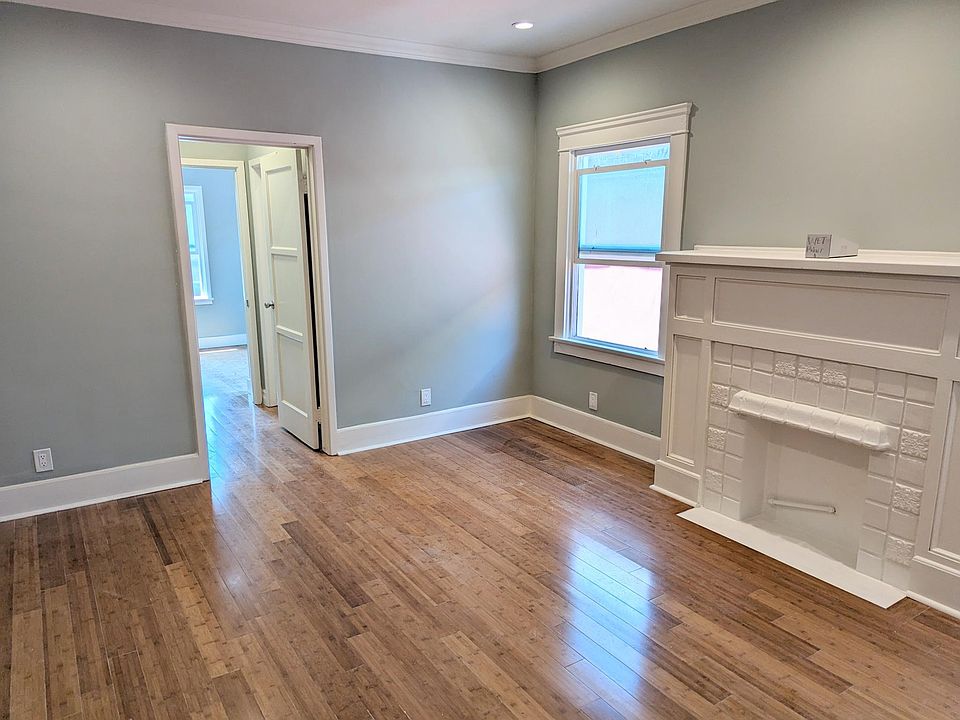 1st image of 220 Quincy Ave APT E