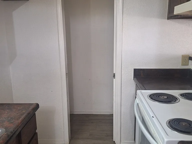 2217 E 66th Pl #910 — Photo 6