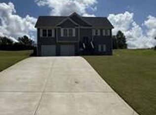 345 Kodiak Rd, Carrollton, GA 30117