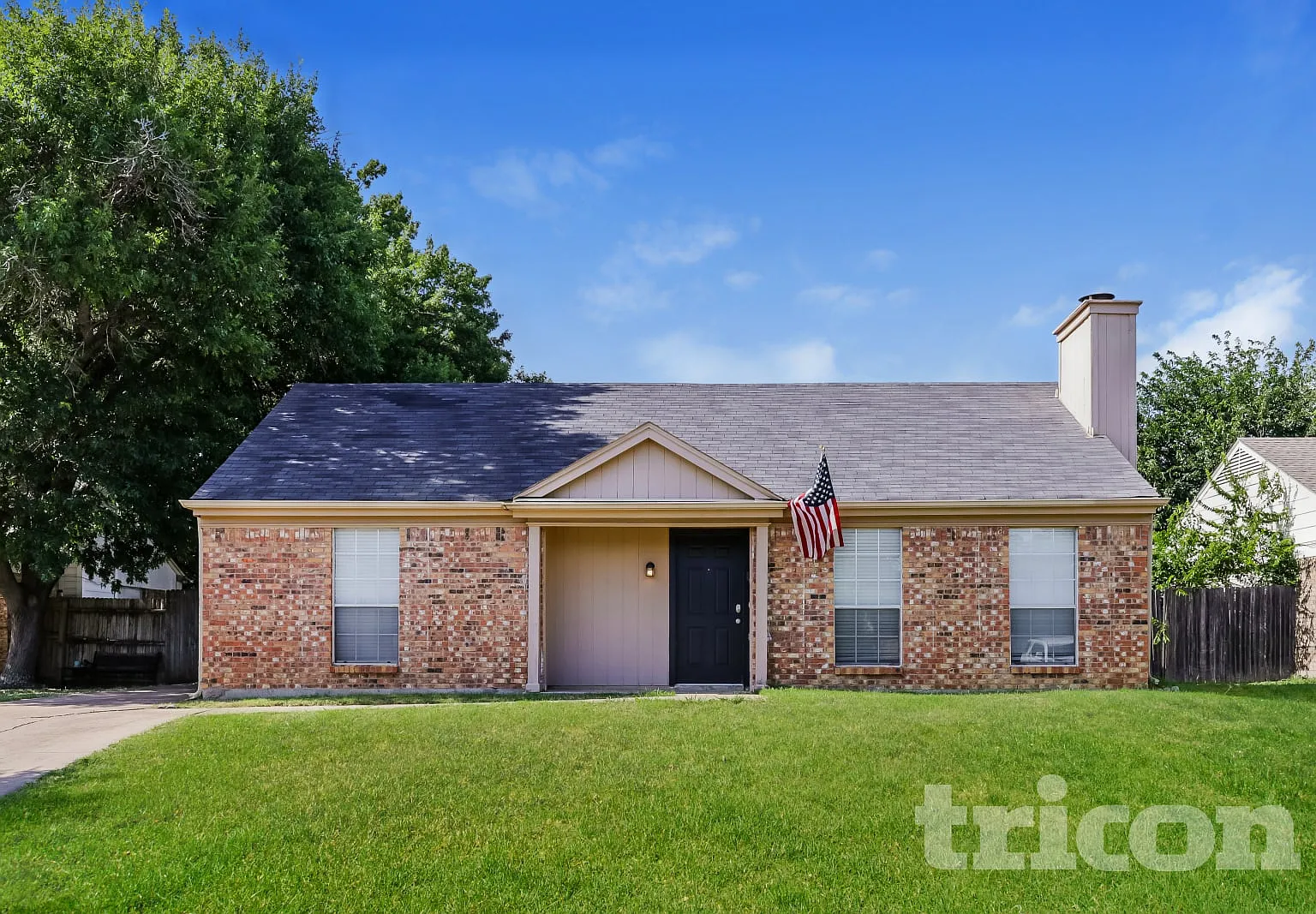 3913 Big Leaf Lane Fort Worth TX — Photo 1