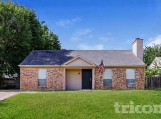 3913 Bigleaf Ln, Fort Worth, TX 76137