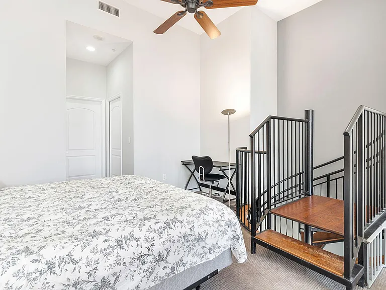801 S Olive Ave #414 — Photo 9
