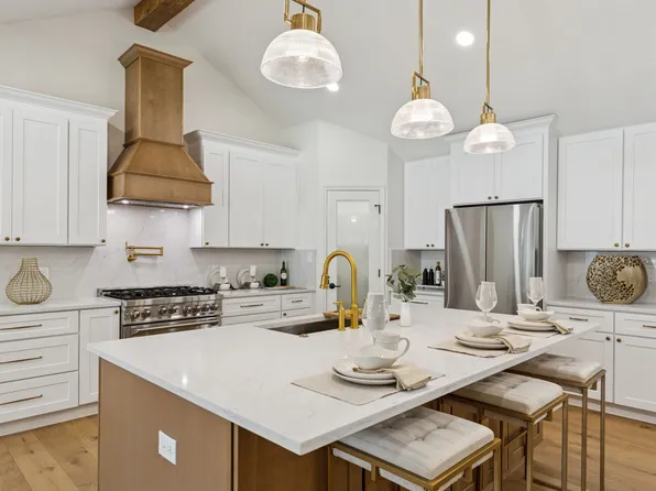 140 Cedarcrest Ln, Double Oak, TX 75077