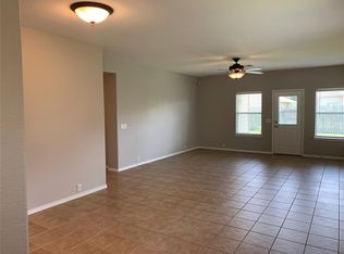 815 Butterfly Ln, Rosenberg, TX 77469