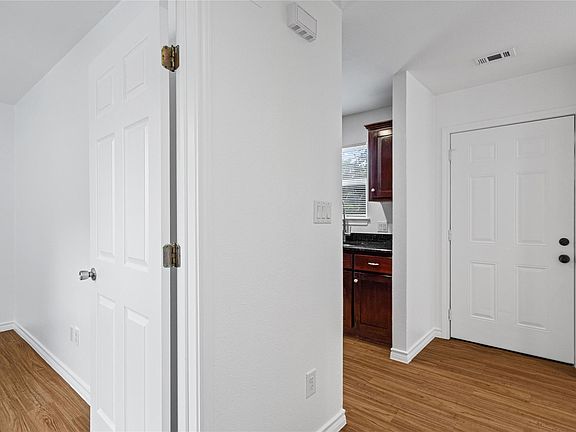 5th image of 1611 E 13th St #B