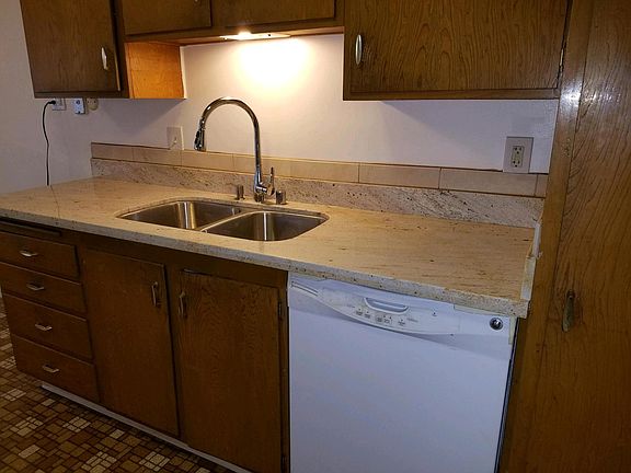 New counter top, new fucet,